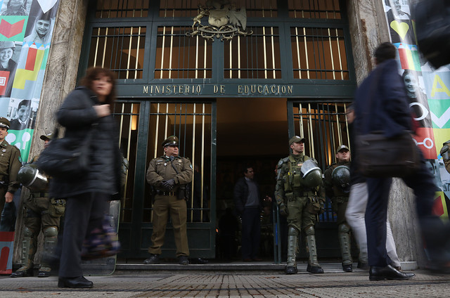 Trabajadores del Ministerio de Educación anuncian paro nacional por “despidos ideológicos”
