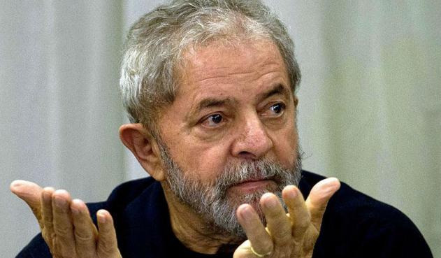 Lula acusa a Bolsonaro de inventar que tuvo Covid-19 para promocionar remedio