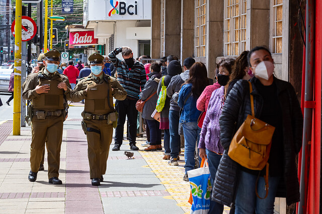 Alcalde de Puerto Montt prepara apertura del comercio “guste a quien le guste”, pese a estar en cuarentena