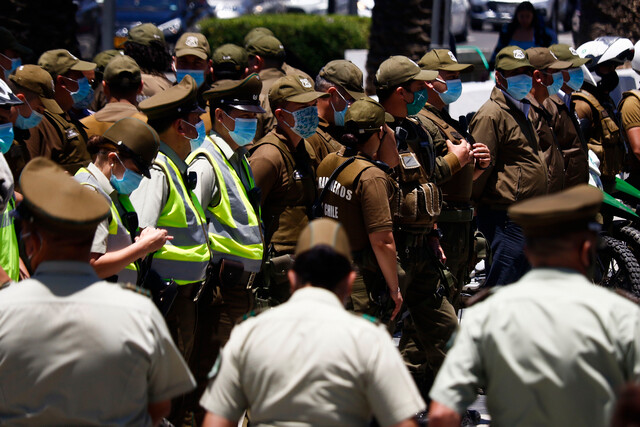 Carabineros prepara un fondo voluntario para la defensa del personal en causas jurídicas