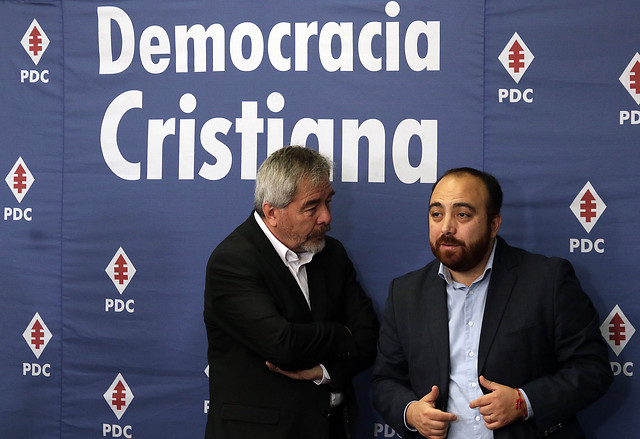 DC conformará equipo para “estudiar seriamente” una acusación constitucional contra el Presidente Piñera