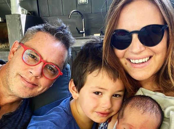 “Este soy yo…”: José Miguel Viñuela encantó las redes con original regalo de su hijo