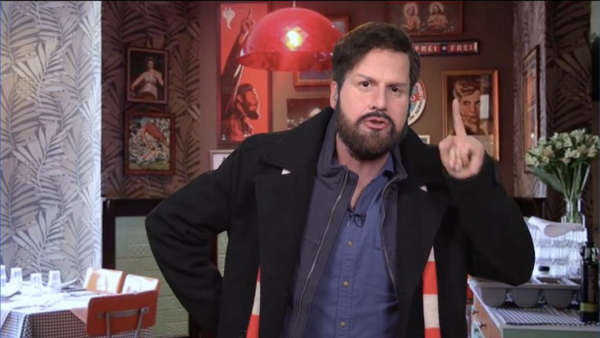 “El compañero Jadue me cae como el…”: Stefan Kramer saca risas con imitación de Gabriel Boric