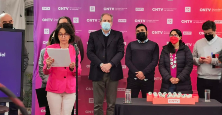 Convergencia Social afirma que el CNTV actuó de forma “ilegal” y “arbitraria” durante la emisión de la franja electoral