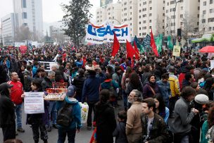 Conoce los desvíos de tránsito por marcha convocada por la Confech