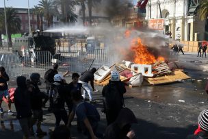 Este es el balance de Carabineros por incidentes tras marchas del 1 de mayo en Santiago