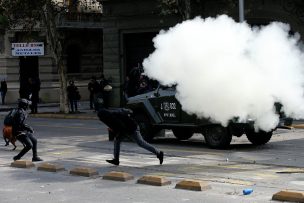 Incidentes aislados se registraron en marcha estudiantil convocada por la Confech