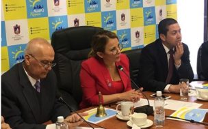 Alcaldesa Barriga emite declaración tras complejo concejo municipal