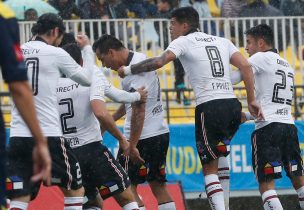 Se prueban la corona: Colo Colo venció en los descuentos a Everton de Viña del Mar