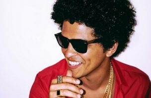 Fan chilena de Bruno Mars publica duro mensaje por valor de entradas y se vuelve viral