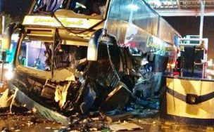 Choque de bus con caseta en peaje Santa Clara deja al menos un muerto