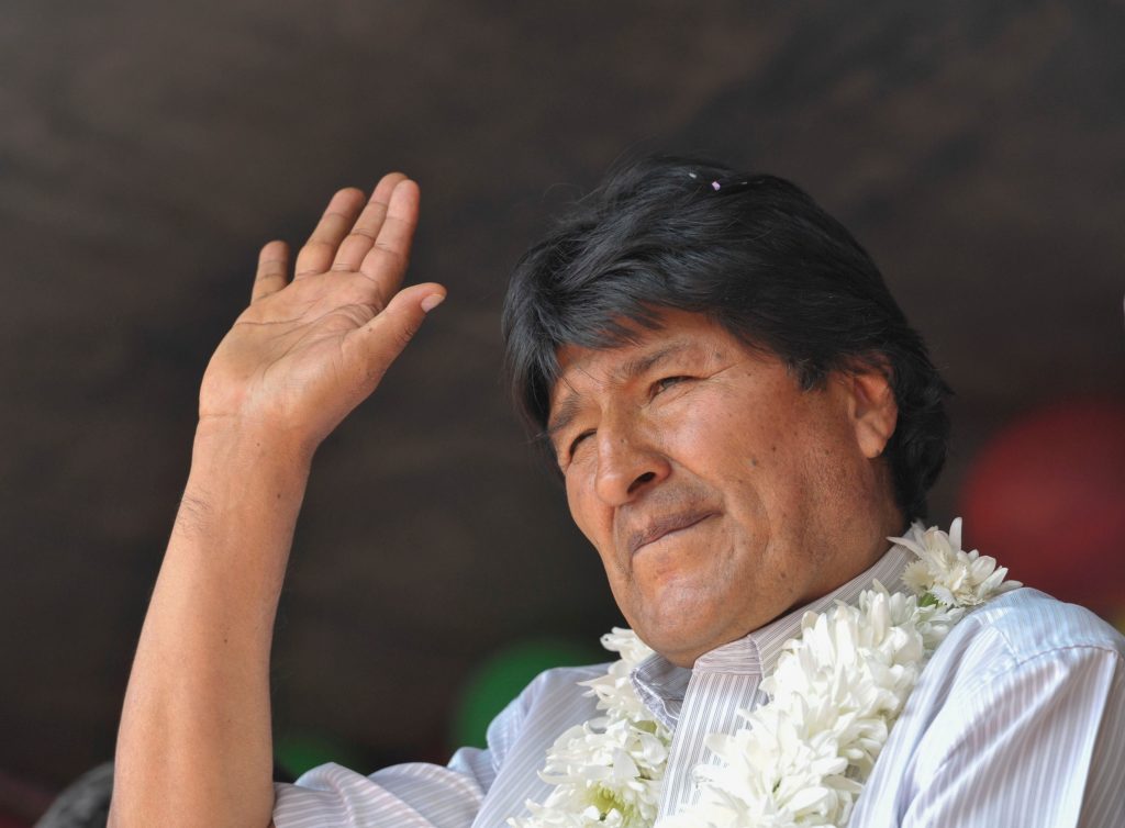 Evo Morales tras recibir a bolivianos expulsados de Chile: “Nos faltaban 9, ahora estamos completos”