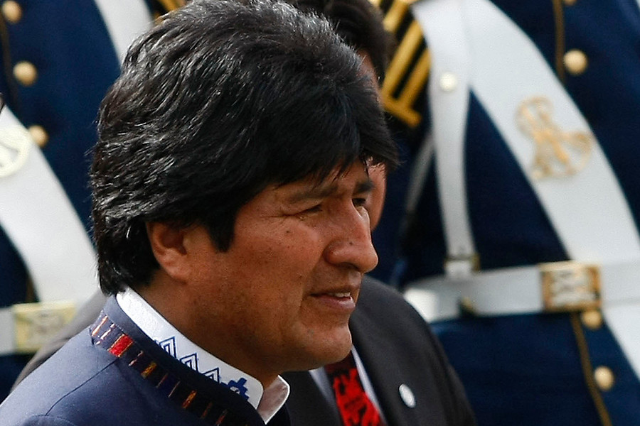 Evo Morales critica en Twitter a Sebastián Piñera: “Usa el poder público para negocio privado”