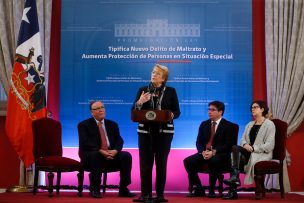 Adimark: Bachelet alcanza su mayor aprobación en los últimos dos años