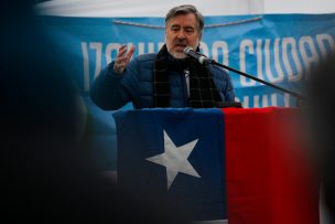 Senador Letelier no pierde la fe en juntar las firmas necesarias para candidatura de Alejandro Guillier