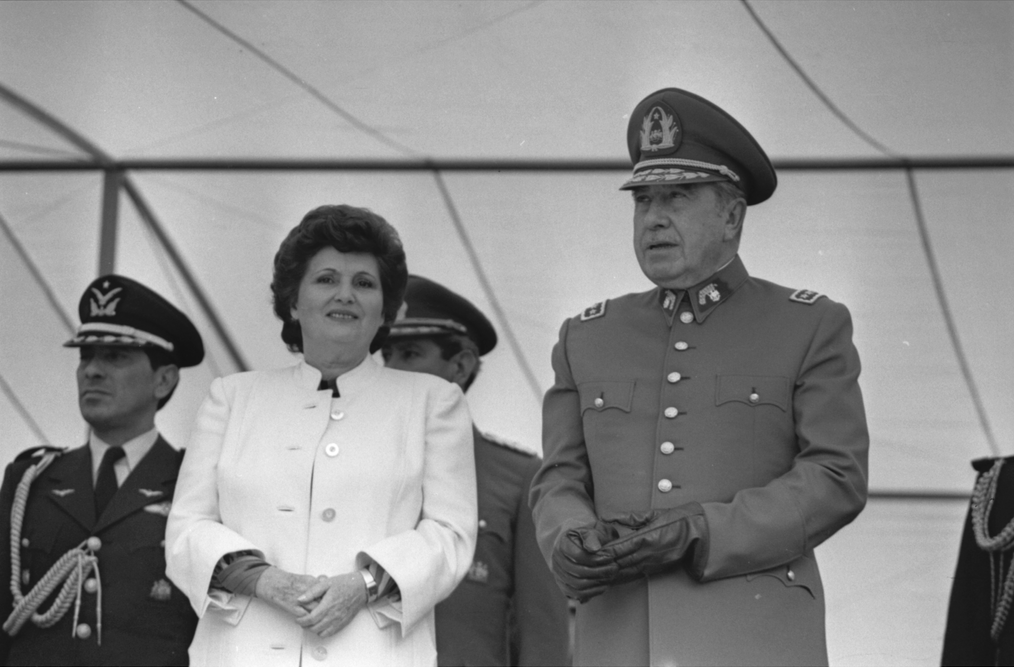 Corte Suprema ordenó confiscar dineros y propiedades de Pinochet