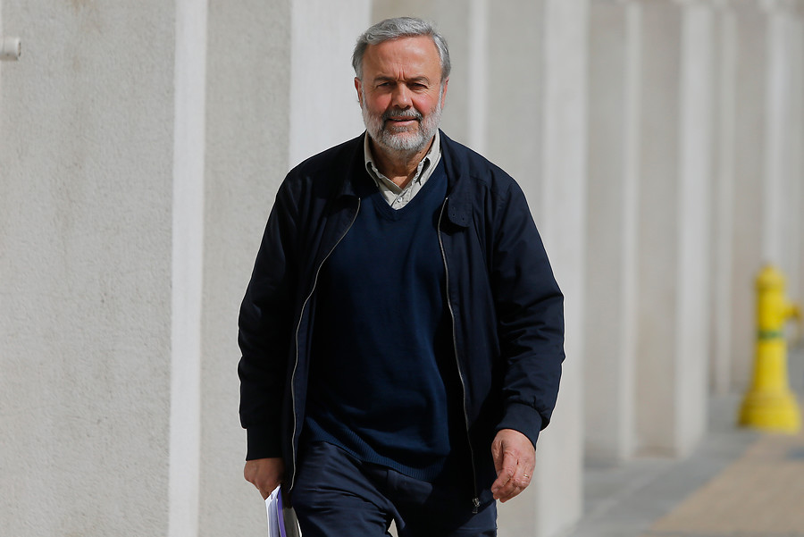 Benito Baranda criticó duramente entrega de cajas de alimentos del Gobierno