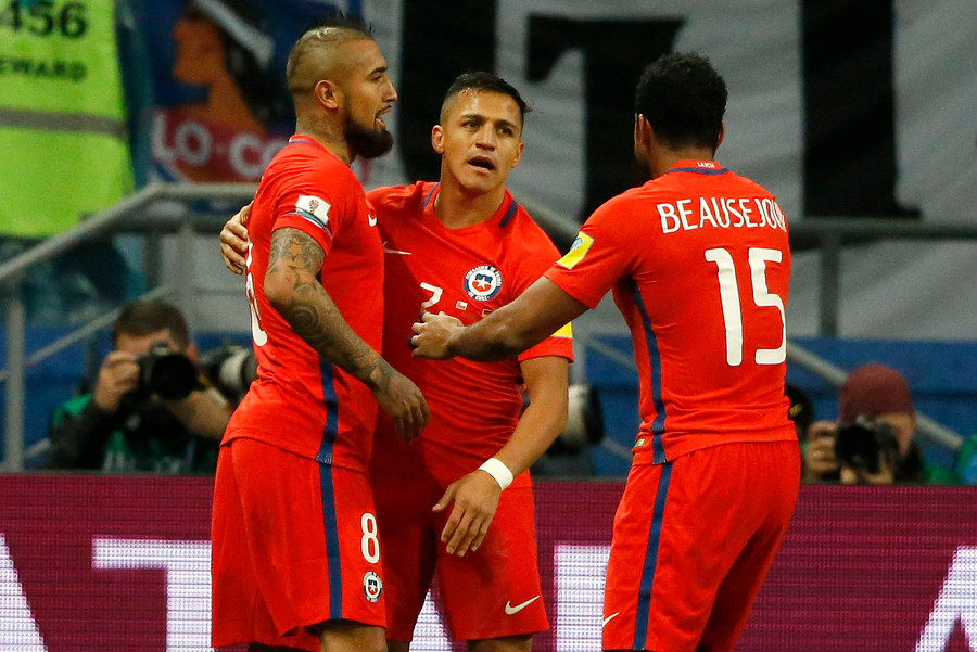 [VIDEO] Con este tanto Alexis Sánchez se transformó en el goleador histórico de Chile