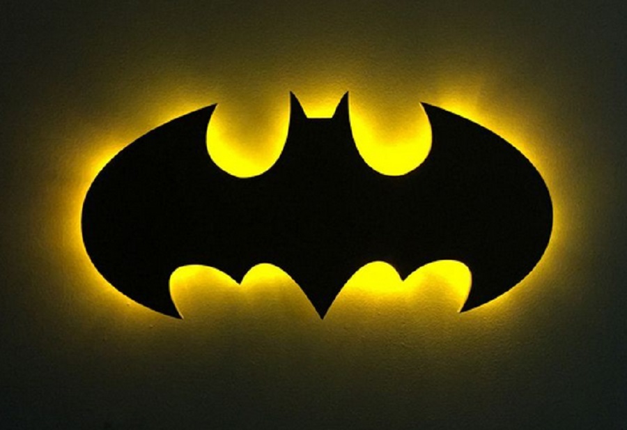 Fallece icónico actor conocido mundialmente por su rol de “Batman”