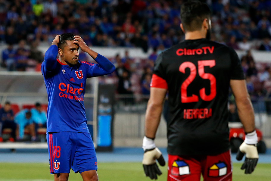 Gonzalo Jara sobre Johnny Herrera: “Sabe bien qué hacer y es un gran atajador”