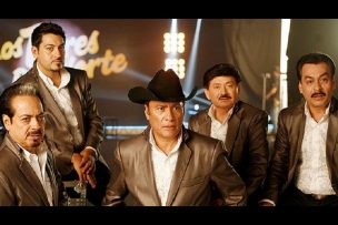 Los Tigres del Norte fueron multados por cantar corridos en una feria mexicana