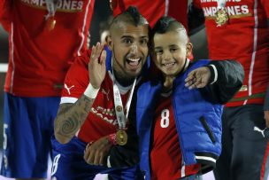 [VIDEO] Hijo de Arturo Vidal sorprende con esta increíble jugada