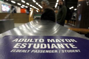 Tarjeta del adulto mayor en el Metro permitirá 14 viajes a la semana