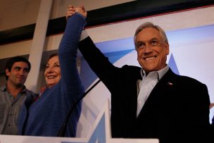 Sebastián Piñera festejó su triunfo en las primarias con adherentes y su familia