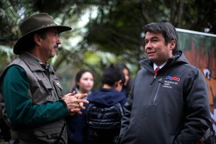 [FOTOS]Ministro de Medio Ambiente denunció asesinato de un puma en Chile Chico