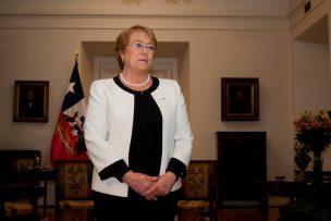 Michelle Bachelet presentó una denuncia ante el Ministerio Público por usurpación de nombre