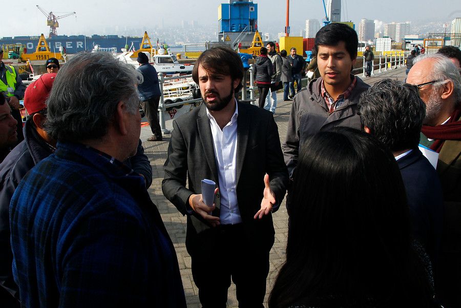 Jorge Sharp sobre segunda vuelta: “Los chilenos no van a vivir mejor con un eventual Gobierno del Presidente Piñera”