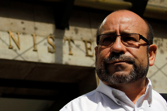 Rolando Jiménez recibe duras amenazas tras polémica con el “bus de la libertad”