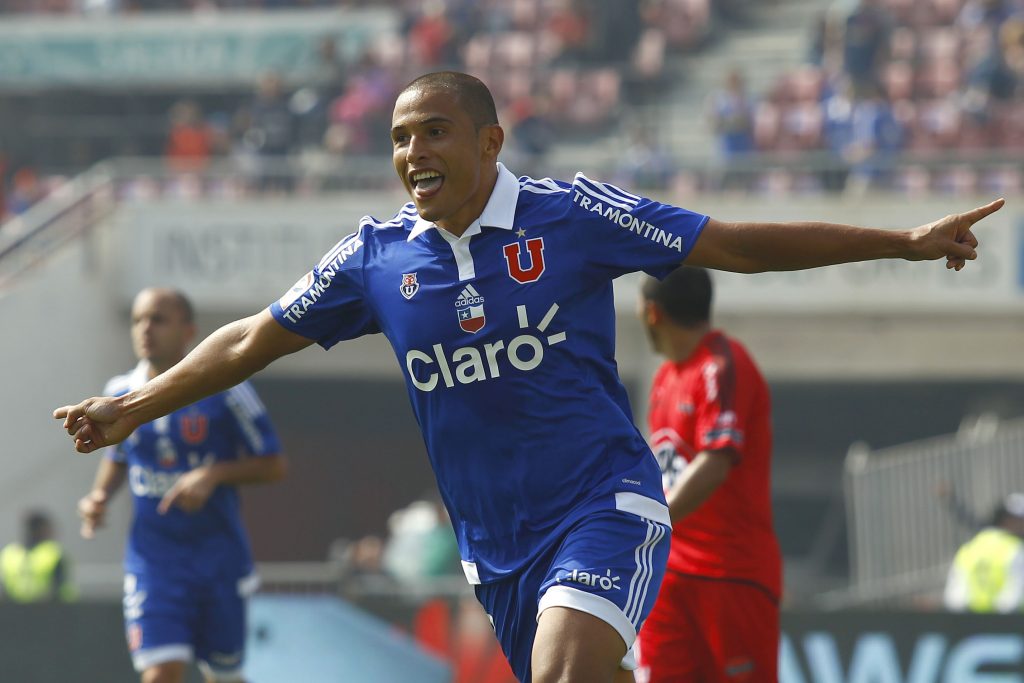 La U tiene números positivos en sus últimos partidos ante Ñublense
