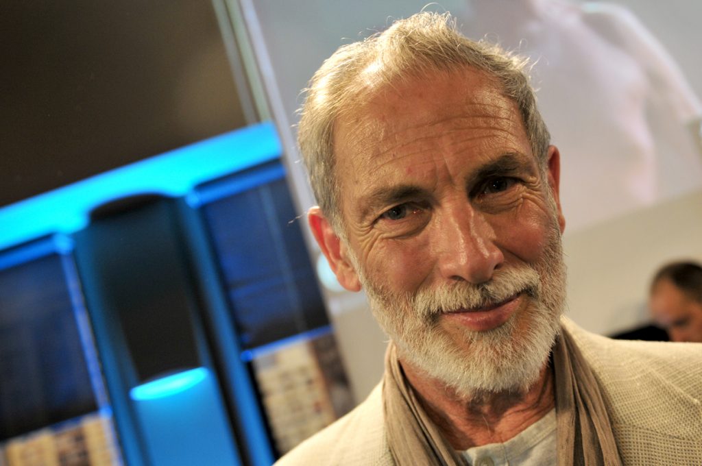 “Juegos de Poder”: Maquillaje de Héctor Noguera incluyó gusanos vivos