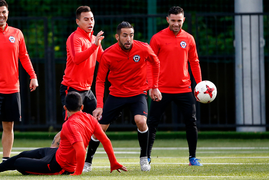 Pablo Mouche le tiene fe a Mauricio Isla en Boca Juniors: “Le puede dar muchísimo al club”