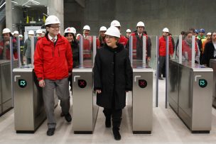 Bachelet da inicio a la marcha blanca de la esperada Línea 6 del Metro de Santiago