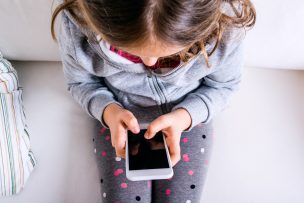 ¡El Día del Niño se acerca! Las ventajas de regalarle un celular a tu hijo