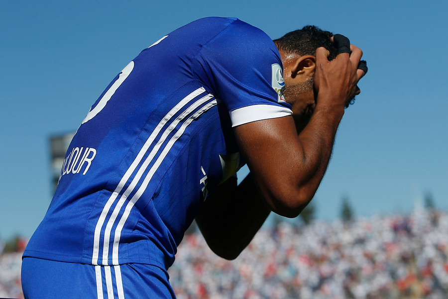 La molestia al interior de Azul Azul por la no venta de Jean Beausejour al fútbol argentino