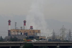 Decretan preemergencia ambiental para Santiago