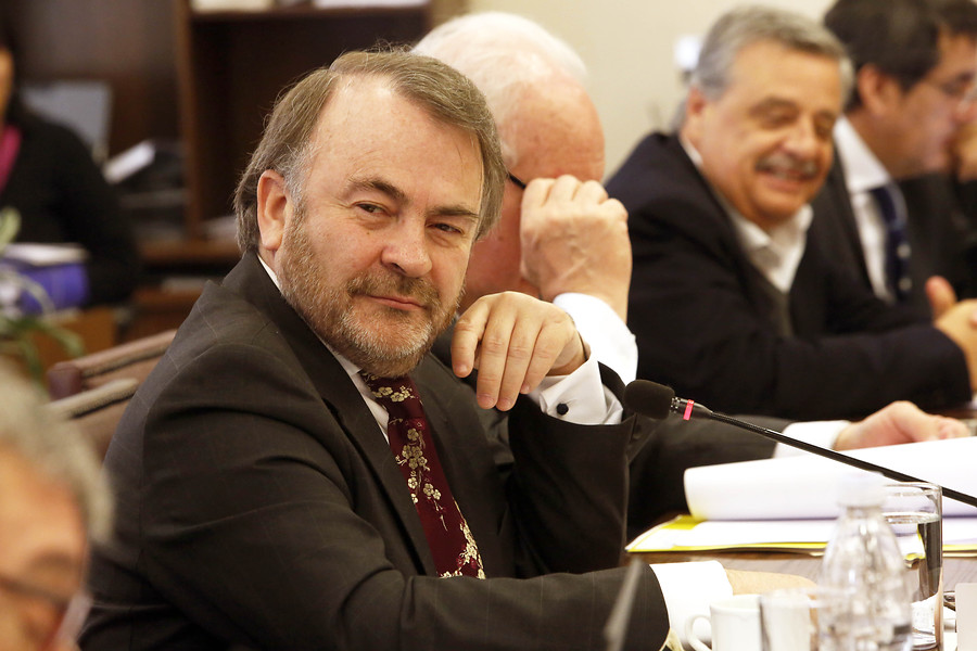 Pepe Auth sostiene que Alberto Mayol no tiene opciones de salir electo diputado