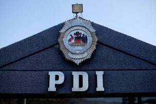 Mamá fue detenida por la PDI tras ser acusada de cometer este acto con su hija