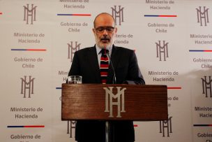 Las reacciones en Twitter tras renuncia de Rodrigo Valdés al Ministerio de Hacienda