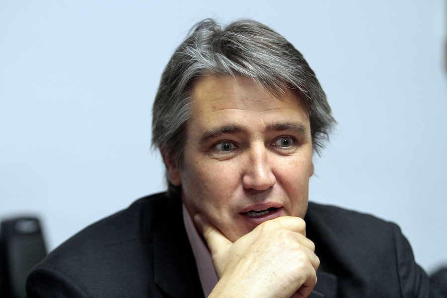 Fulvio Rossi inscribió su candidatura al Senado: “Mi único partido es Tarapacá”