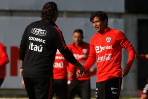 Revelan que Matías Fernández se bajó de la Selección Chilena por un tratamiento médico