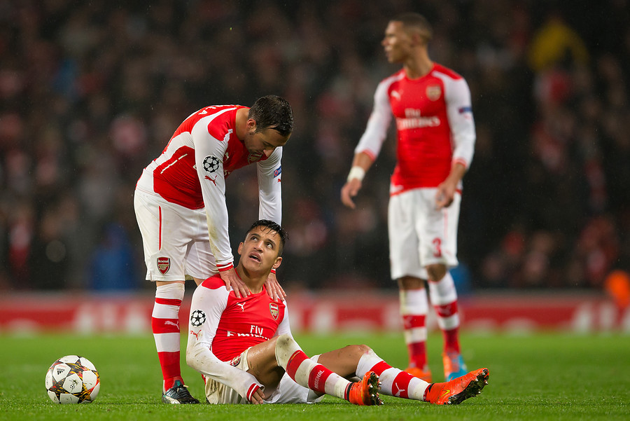 Alexis Sánchez se lesiona y se pierde el inicio de la Premier League