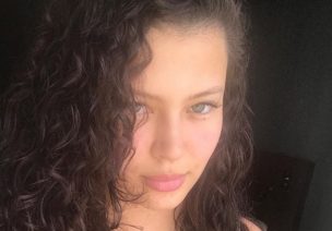 Michelle Carvalho se atreve y luce sus curvas para derribar falsos estereotipos de belleza