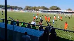 (Video) Partido profesional en Perú terminó en balacera