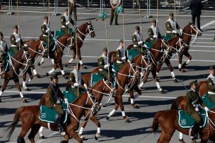 Carabinero cae de su caballo durante Parada Militar 2017: Mira el video acá