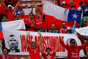 Hinchas de la Selección Chilena agotaron las galerías para duelo ante Ecuador