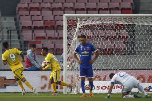 Universidad de Chile no aprovechó su ventaja ante Everton y no pudo acercarse a los punteros